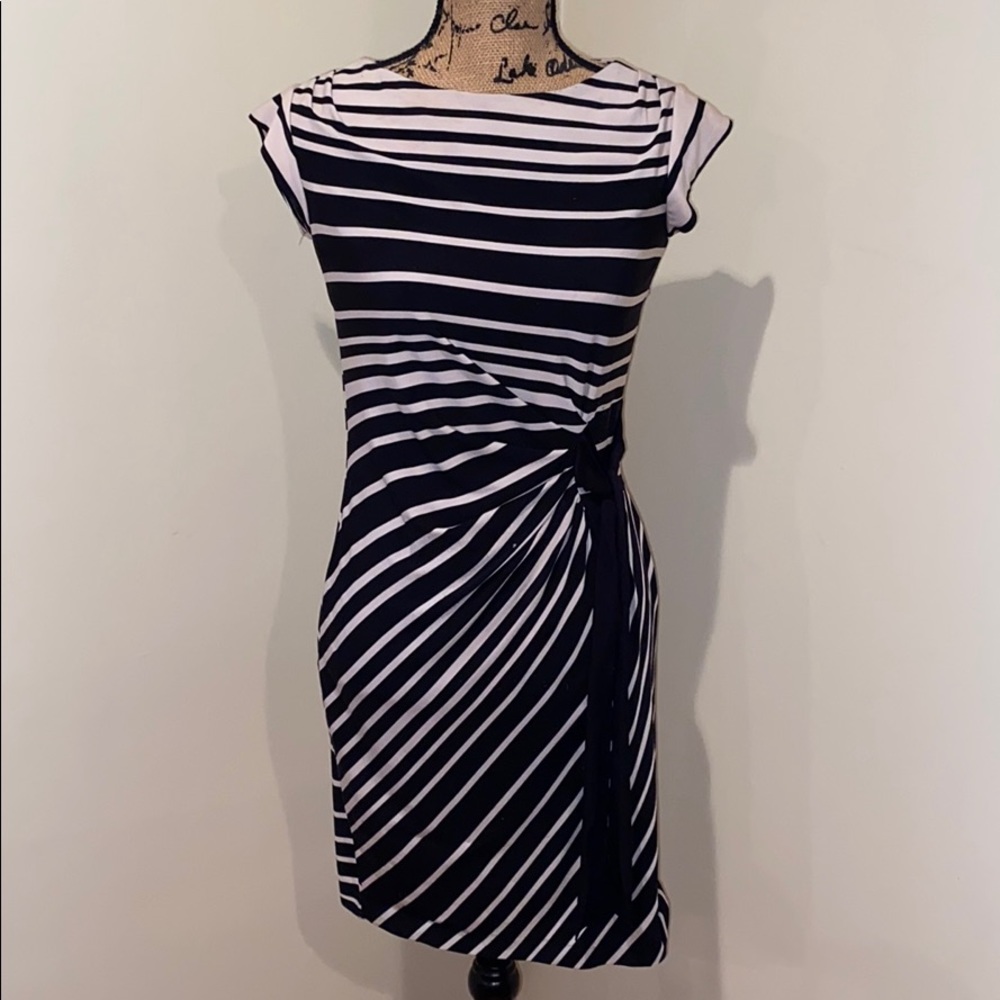 Taylor size 2 dress.